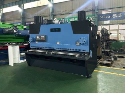 Hydraulic Guillotine Shearing Machine 25x2500mm - Guillotine Shears - ZTM Press Brake